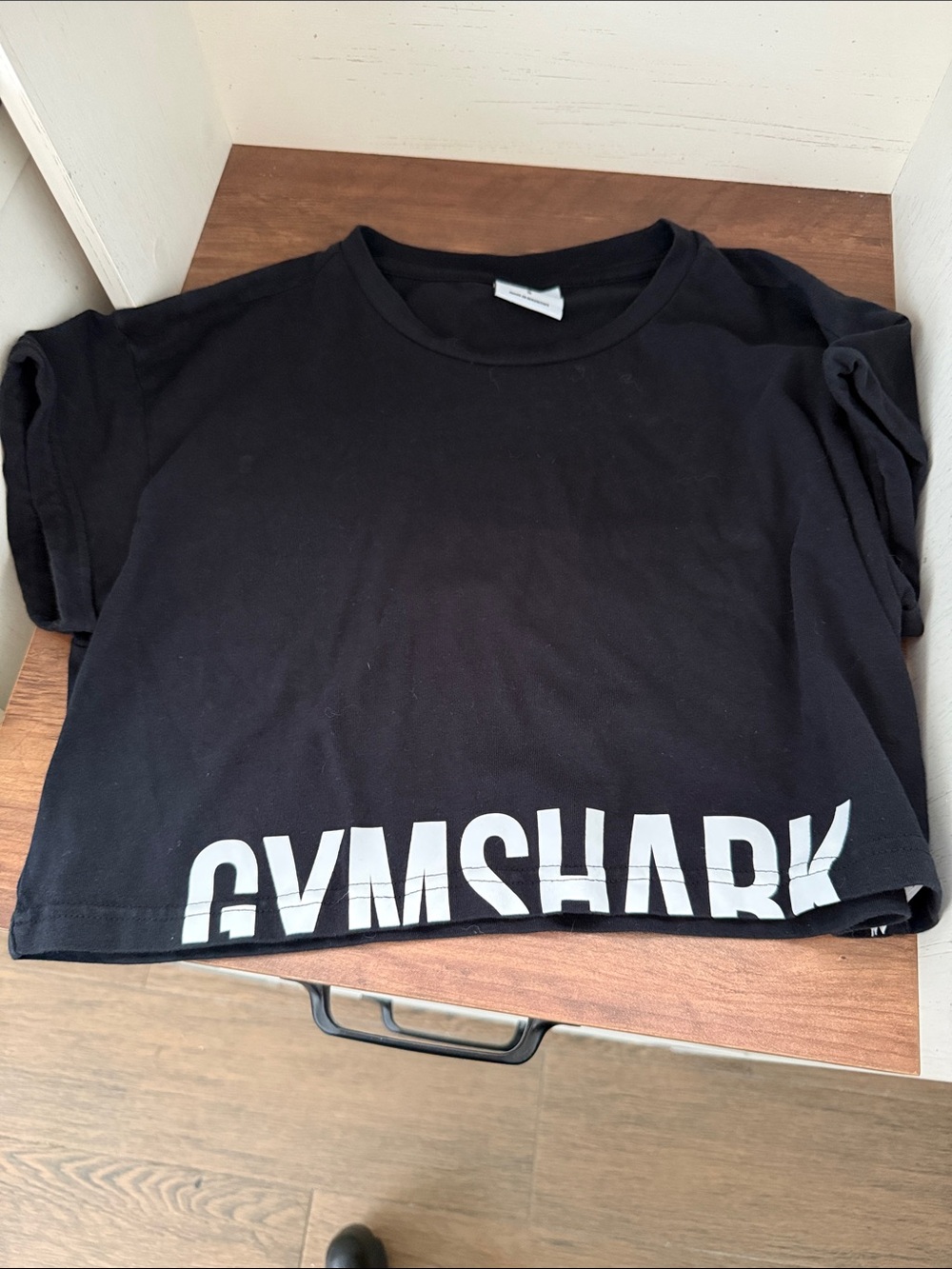 Gymshark Black Cropped Logo Tee
